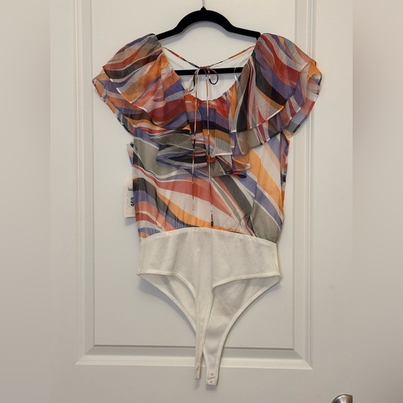 Sadie & Sage Multicolor Ruffle Bodysuit - Picture 3 of 3